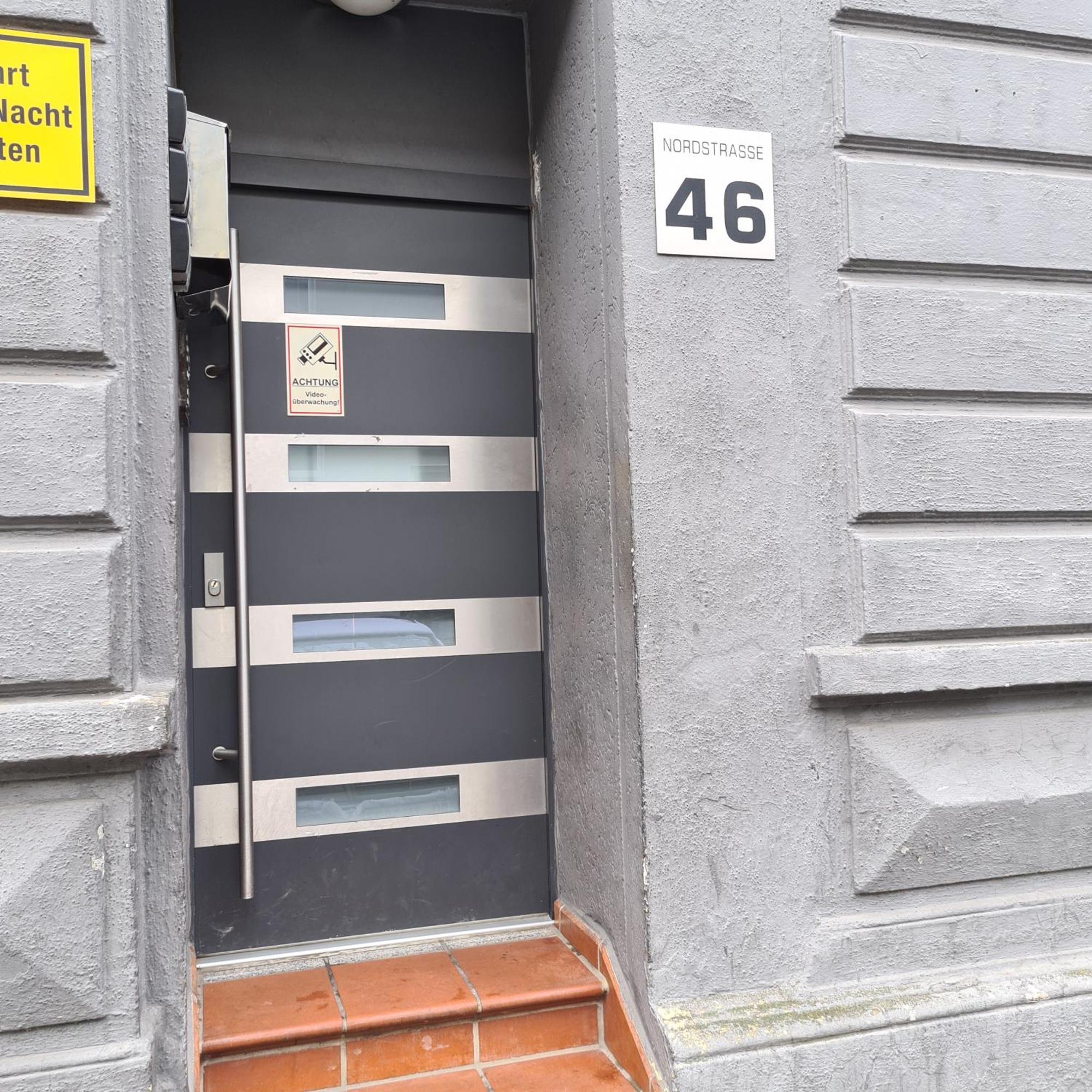 Modernes Apartment 1 Und 2 In Dortmund Mitte Bilik gambar